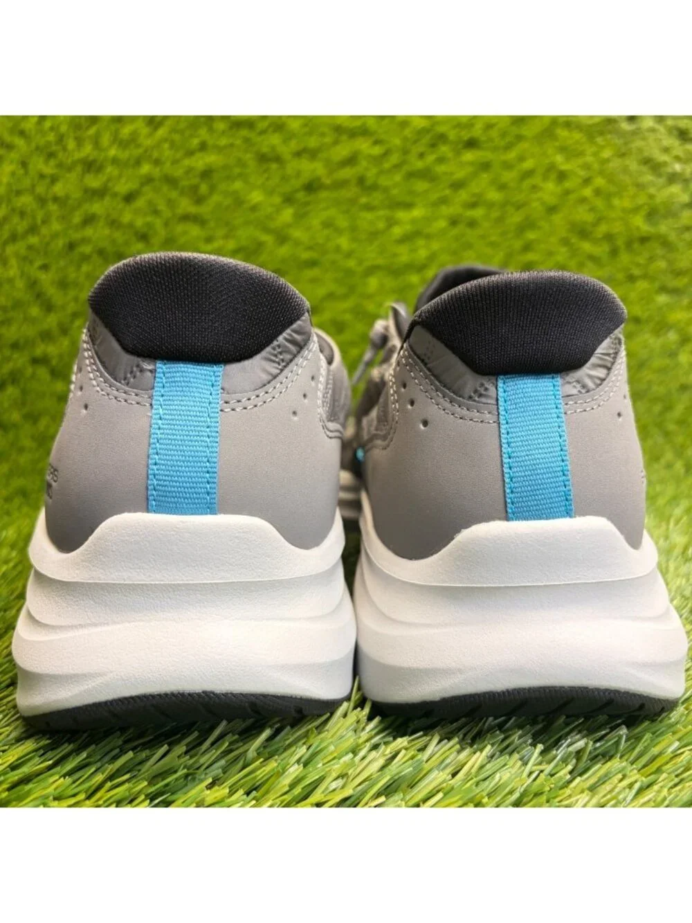SKECHERS please review